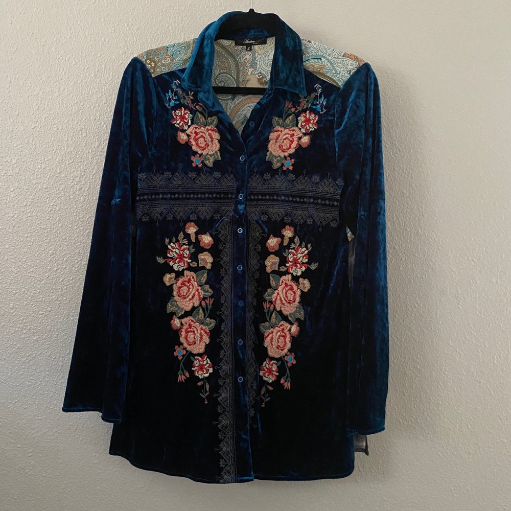 Andree by Unit Velvet Patchwork Embroidered Shirt Small Oversized Whimsigoth